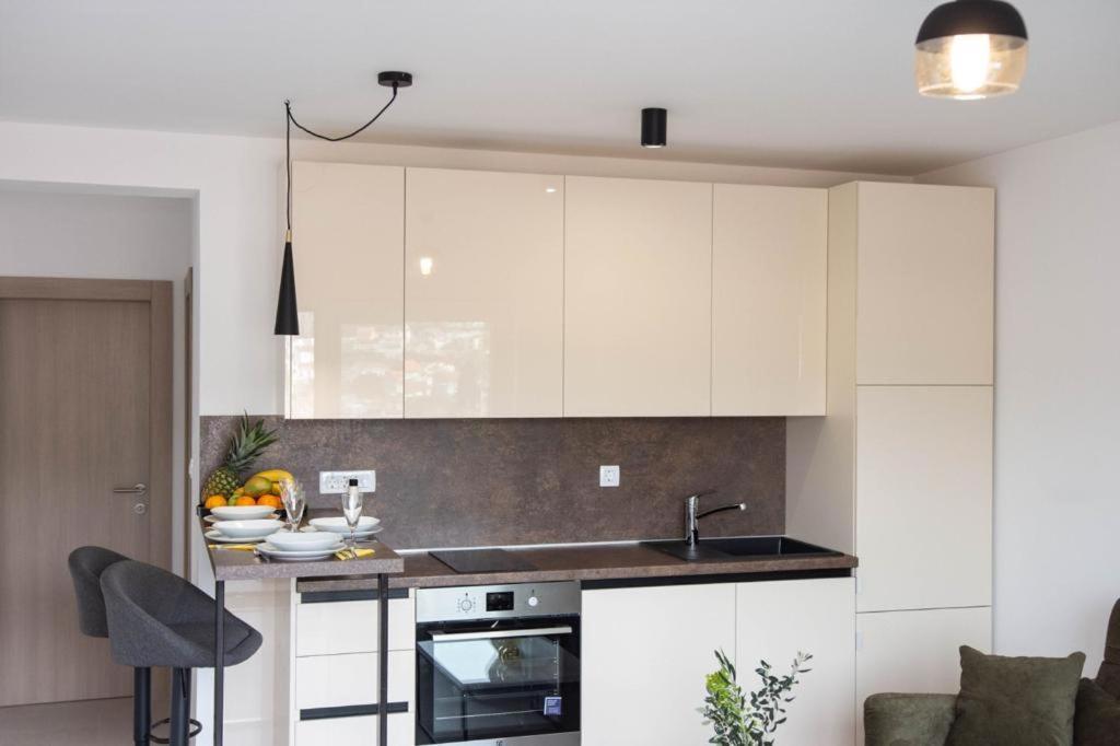 Apartment Pilic Marina Esterno foto